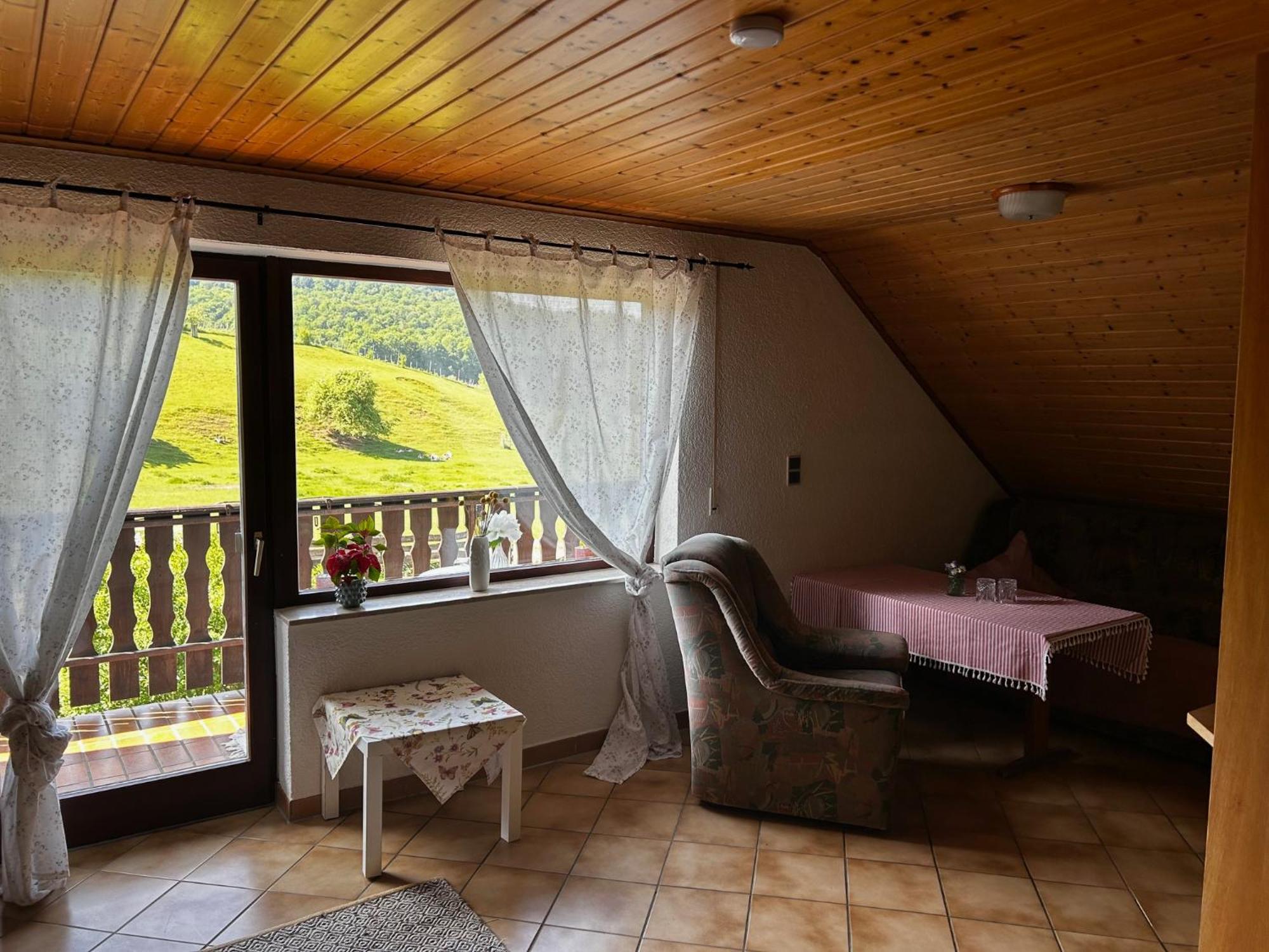 Pension Margarete Handthal Екстер'єр фото